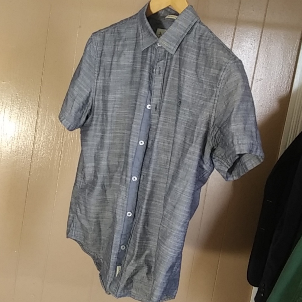 Slim fit button down